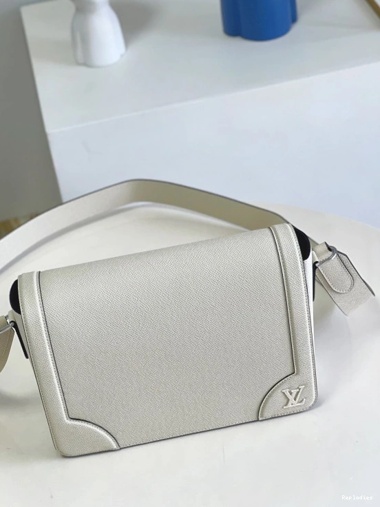 Rep ladies MESSENGER VUITTON FLAP NEW LOUIS 0709